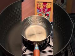 نودل هاي بزرگ + نودل هاي فوري، ما ميتونيم اينطوري پخت و پز کنيم، خوري خوري