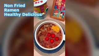 طعم های خوشمزه Noodles Ramen Noodles