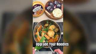 پخت نودل فوری به این روش با مواد دیگر