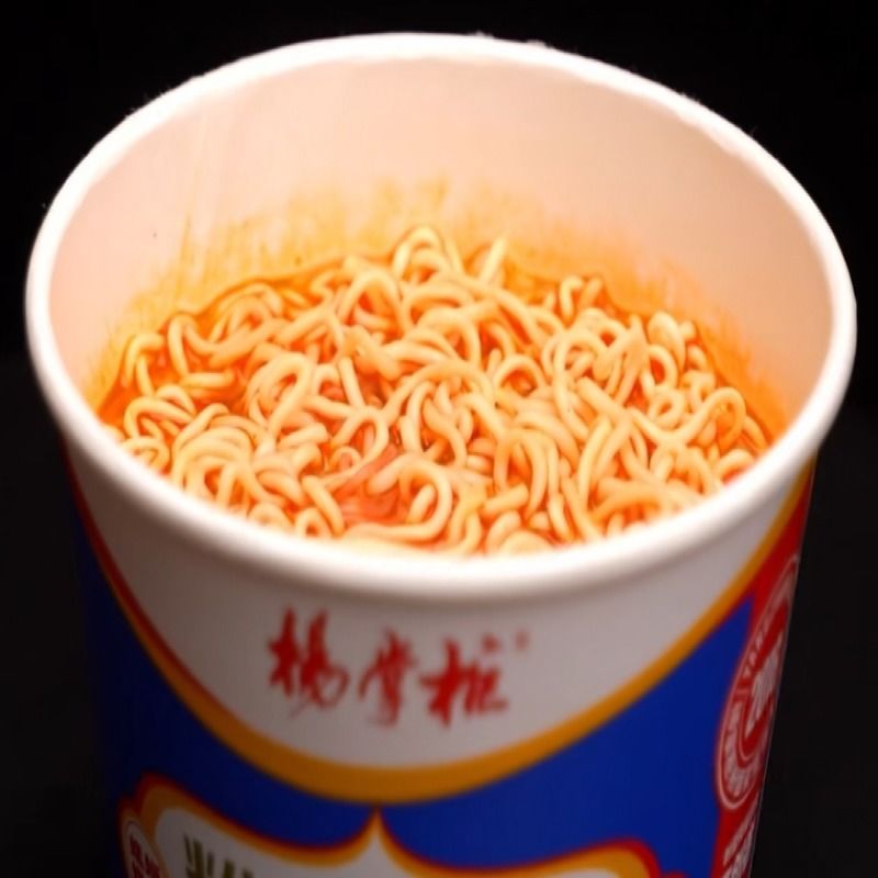 ورمیشل فوری چینی بسته‌بندی شده در بشکه کاغذی با طعم سنتی و طعم جدید