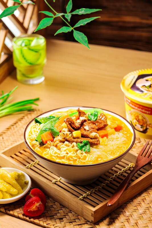 مواد تشکیل دهنده سس استاندارد سازی وزن خالص بهبود دقت بسته بندی و 12 ماه قابلیت نگهداری